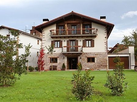 Hotel Rural Iribarnia Lantz ภายนอก รูปภาพ