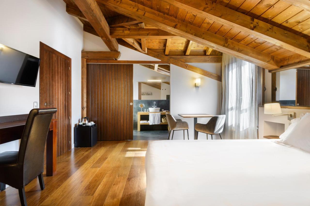 Hotel Rural Iribarnia Lantz ภายนอก รูปภาพ