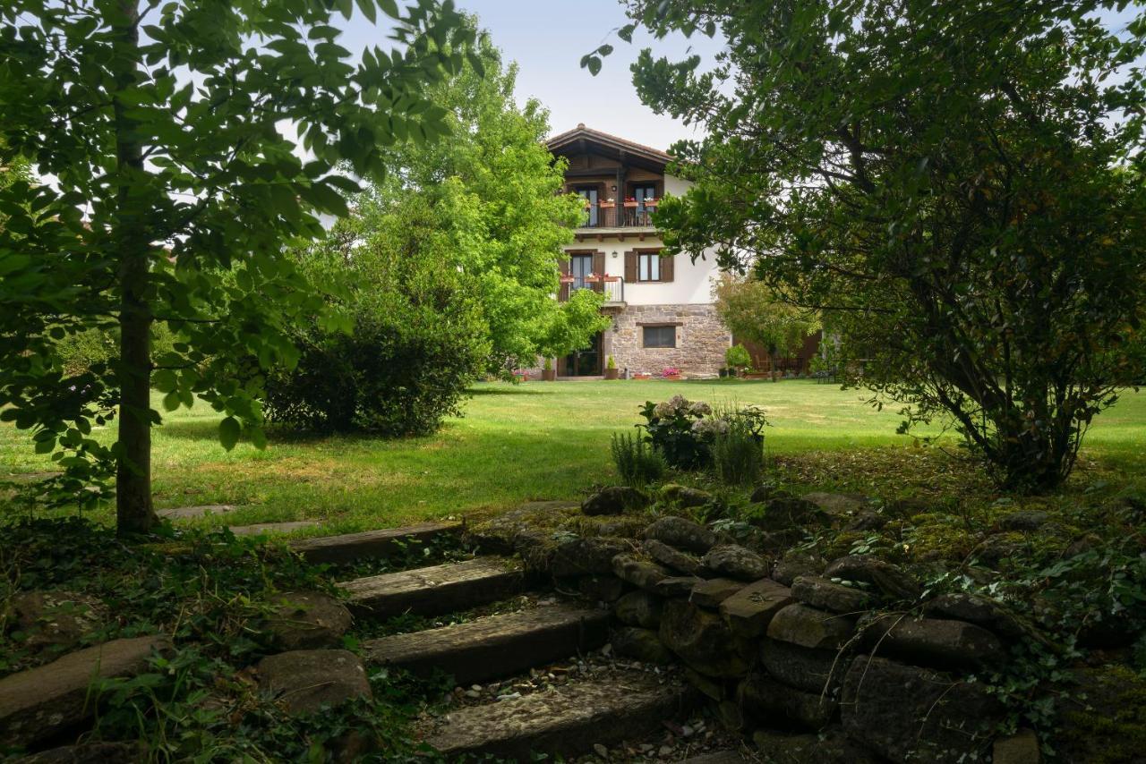 Hotel Rural Iribarnia Lantz ภายนอก รูปภาพ